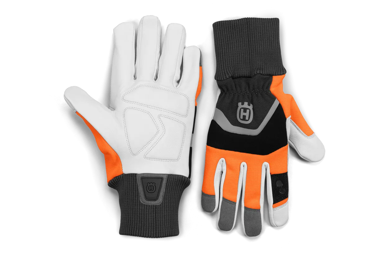 Husqvarna Gloves, Functional with saw protection