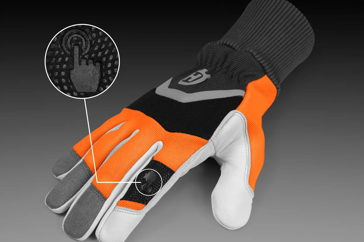 Husqvarna Gloves, Functional with saw protection